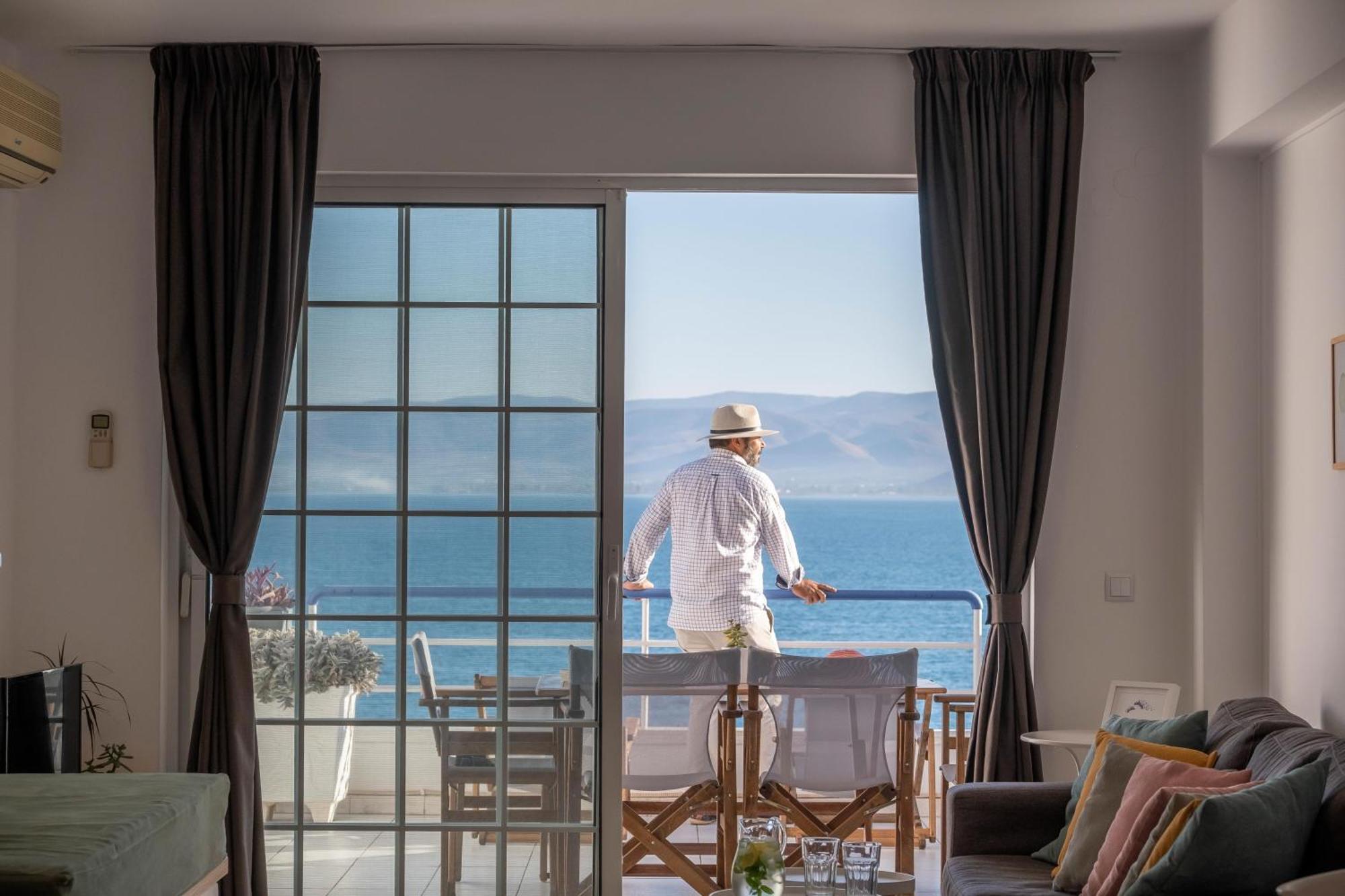 Luxurioeses Apartment Mit Einem Schlafzimmer Direkt Am Wasser, Meerblick Kivérion 외부 사진