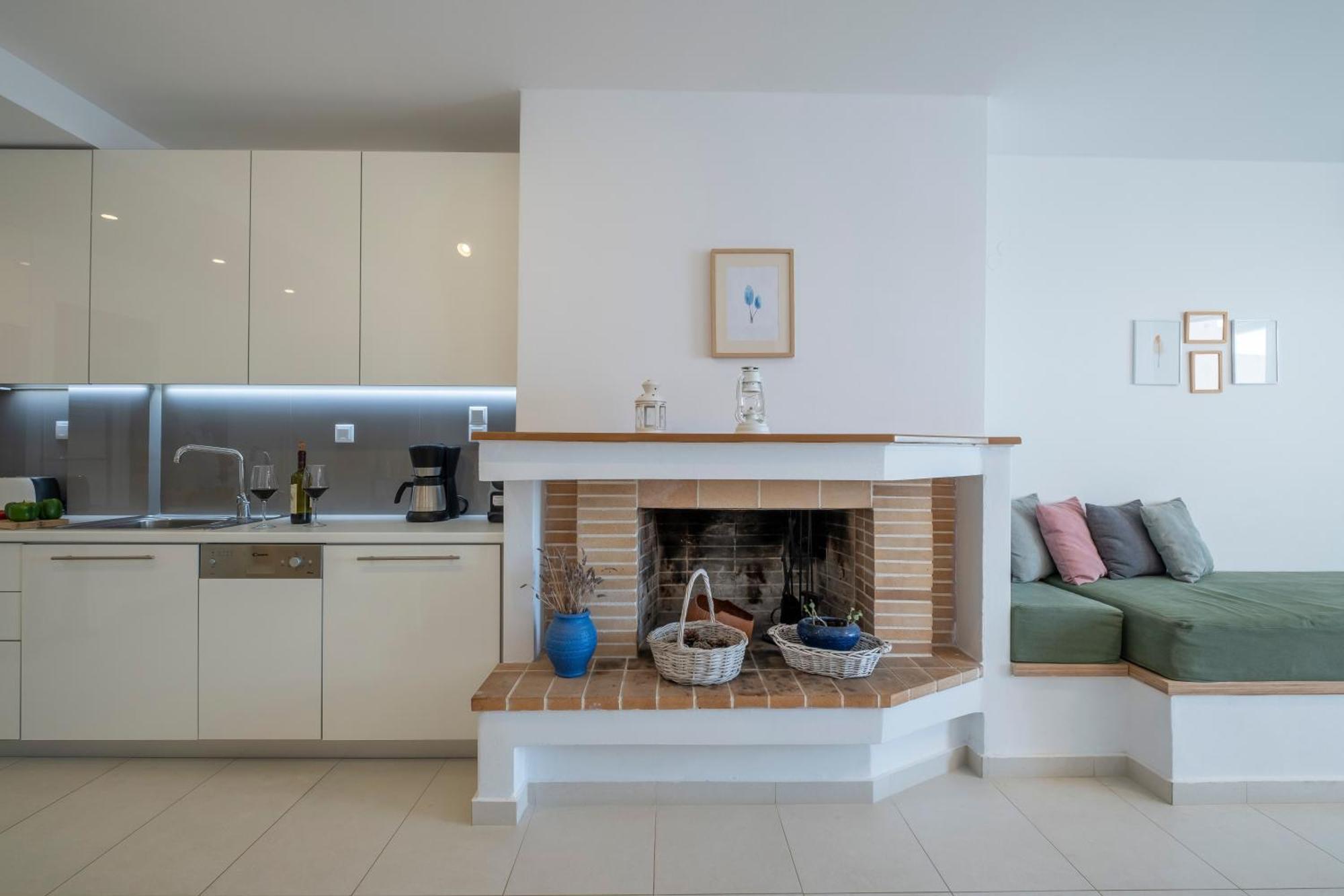 Luxurioeses Apartment Mit Einem Schlafzimmer Direkt Am Wasser, Meerblick Kivérion 외부 사진